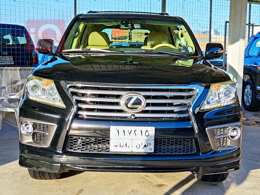 Lexus LX